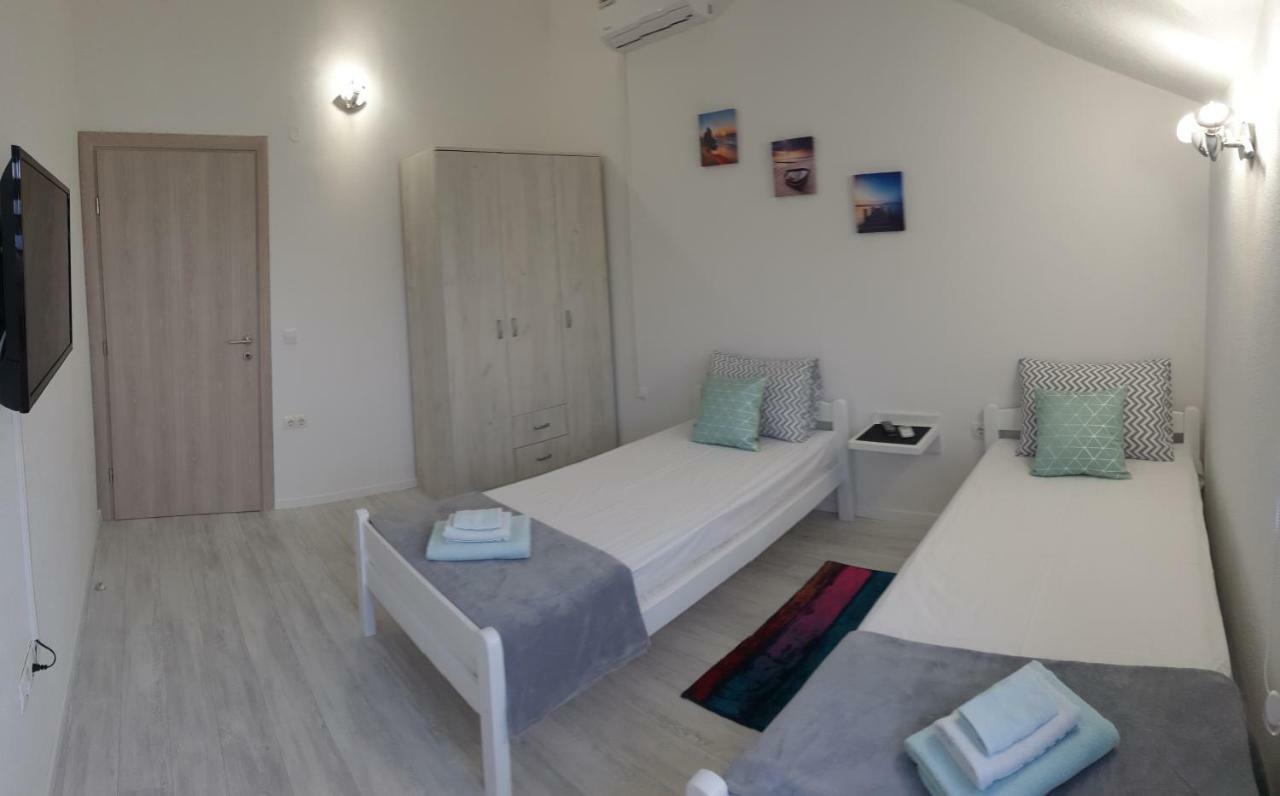 Holiday Home Flora Mostar Eksteriør billede